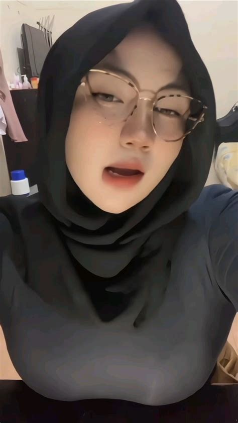 Charm of Girls Hijab Tobrut Colmek Keenakan .
